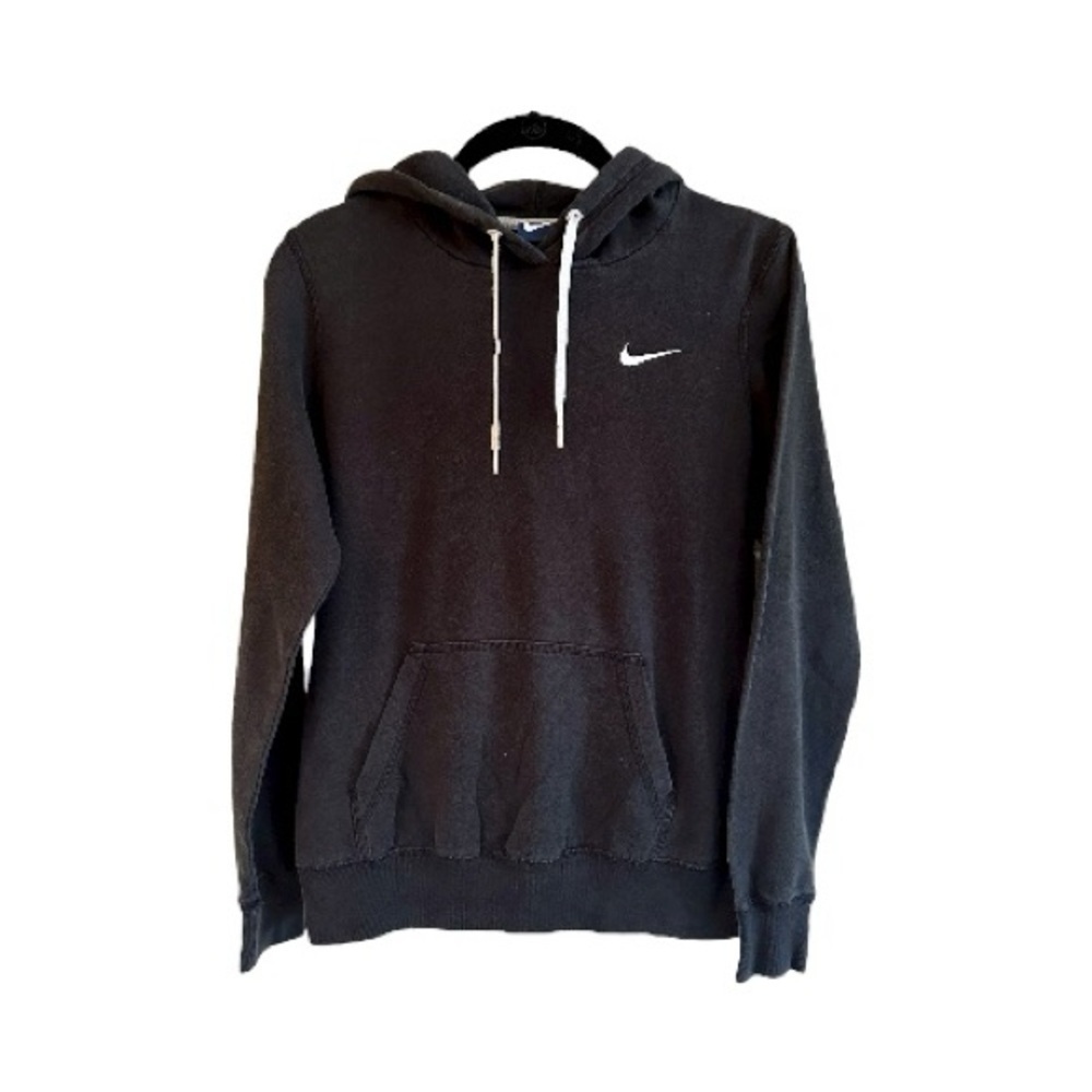 NIKE, BOYS BLACK HOODIE. LIGHTWEIGHT. LIKE NEW CONDITION. SIZE S